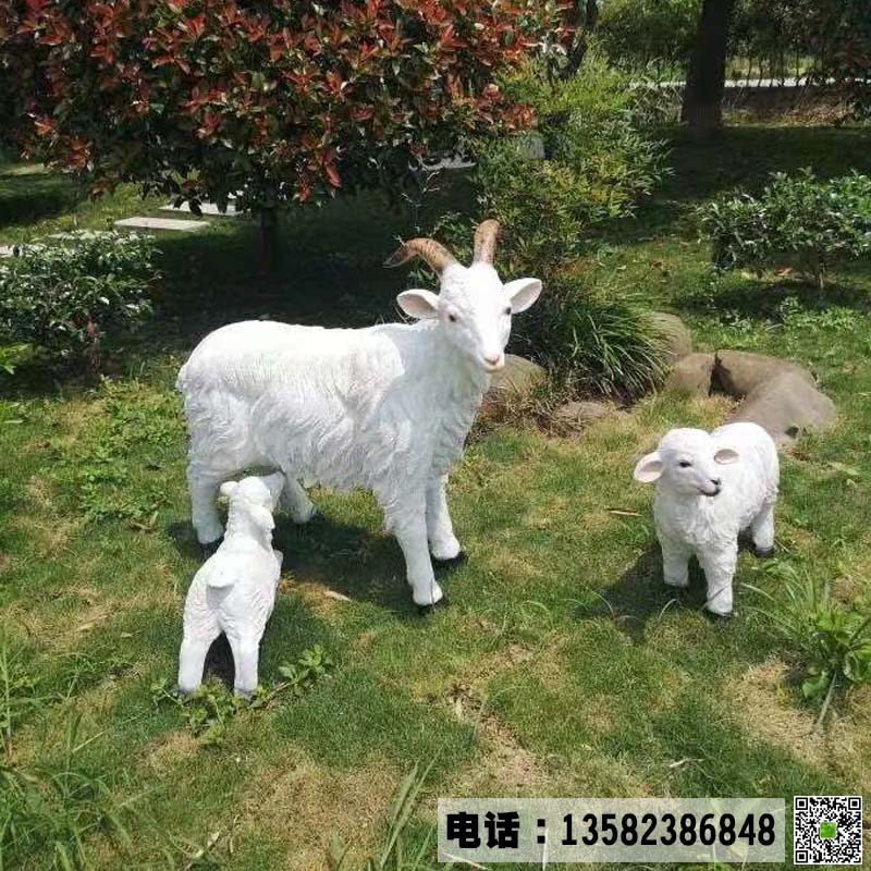 动物玻璃钢绵羊雕塑案例实拍